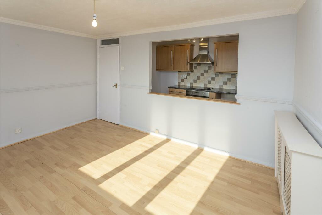 Gilstead Avenue, Heysham, Morecambe photo 3