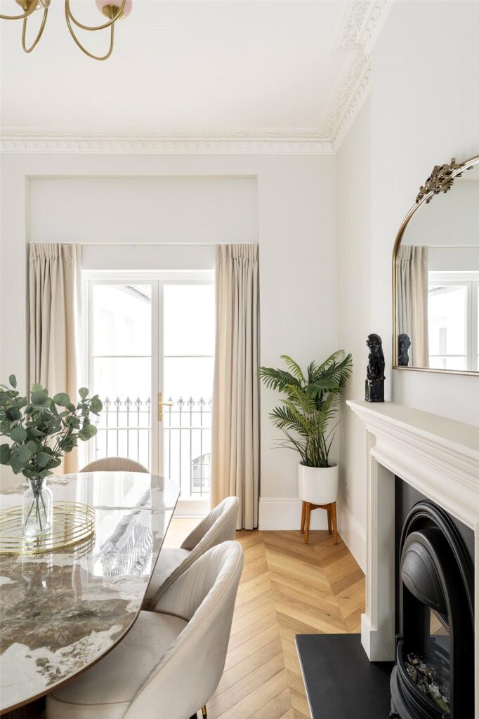 Apartment in London, Kensington - View 5