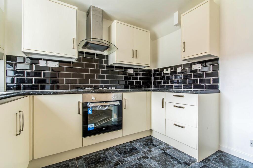 House in Salford, Higher Broughton - View 2