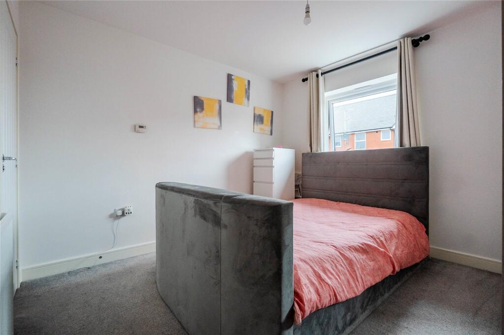 Main image of property: Galapagos Grove, Newton Leys, Milton Keynes, Bucks, MK3
