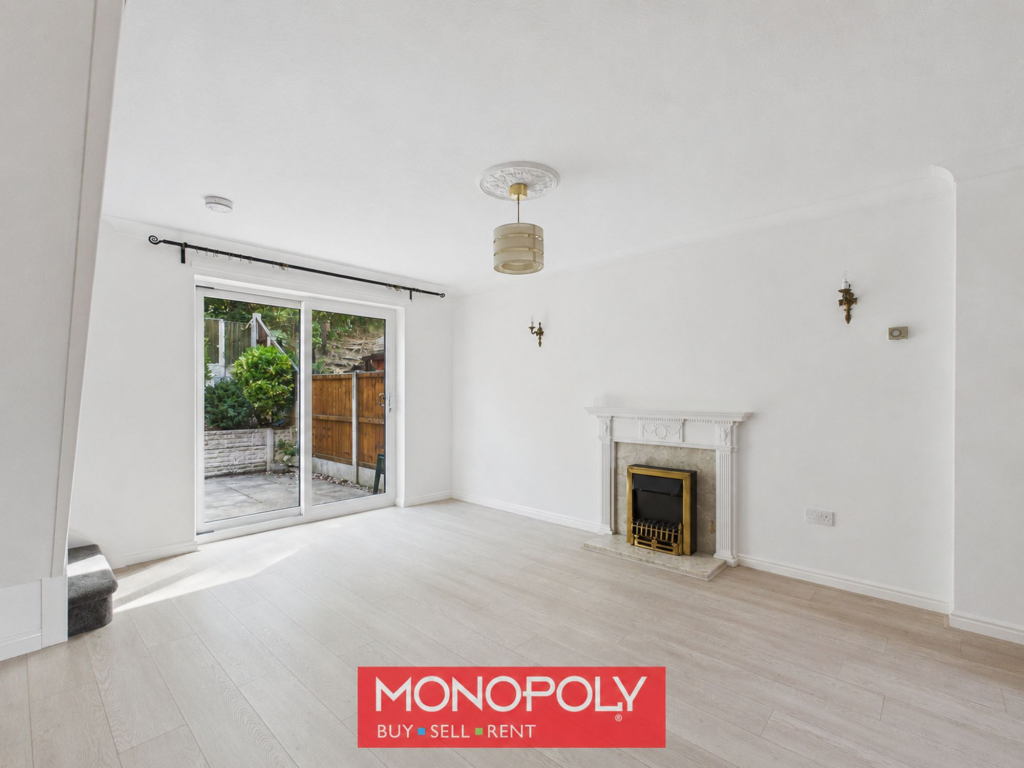 Cae Bryn, St. Asaph, LL17 photo 4