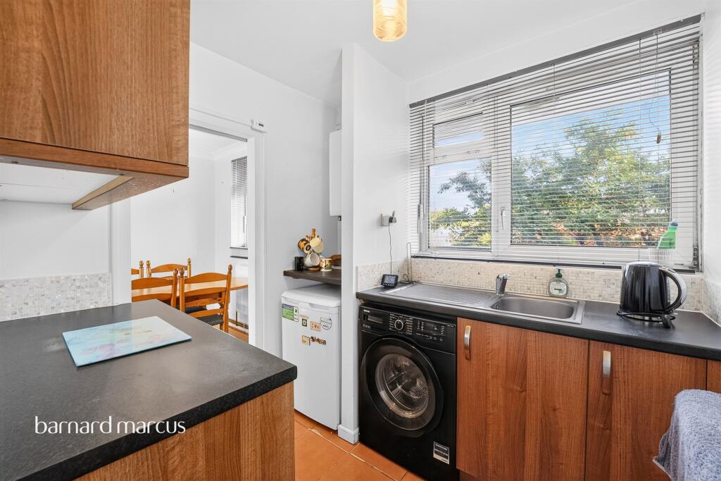 Apartment in London - More