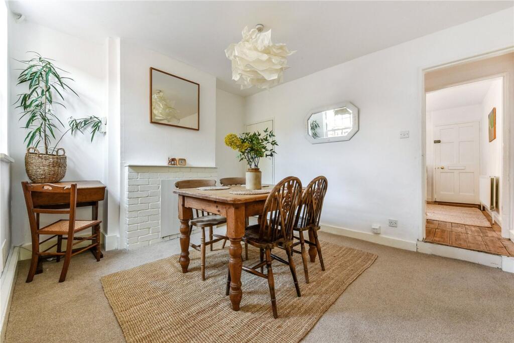 Washington Street, Chichester, PO19 - View 3
