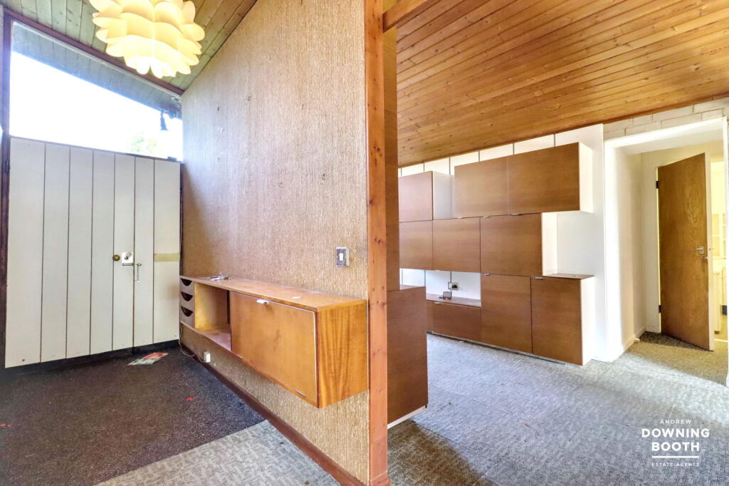 Additional image 3 of Chiptop, Park Lane, Bonehill, B78 3HY