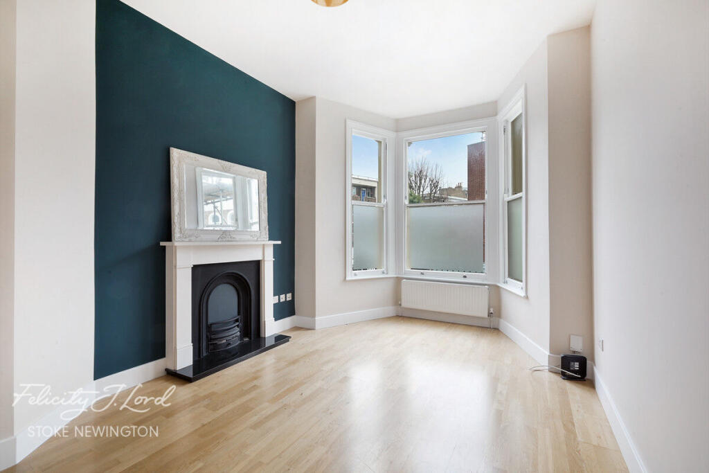 Main image of property: Clissold Crescent, Stoke Newington, N16