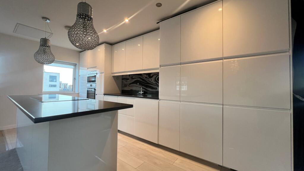 Main image of property: Mizzen Court, Portishead