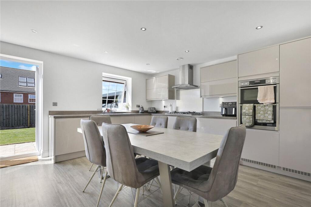 House in Stockton-on-Tees - More