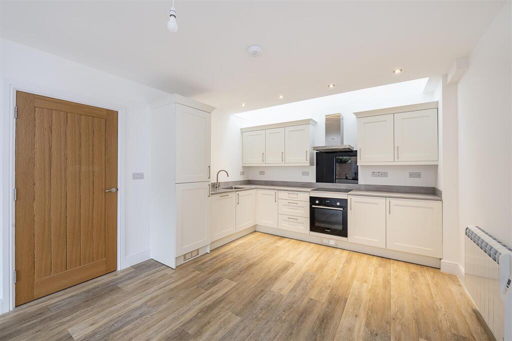 House in St Albans, Fleetville - View 2