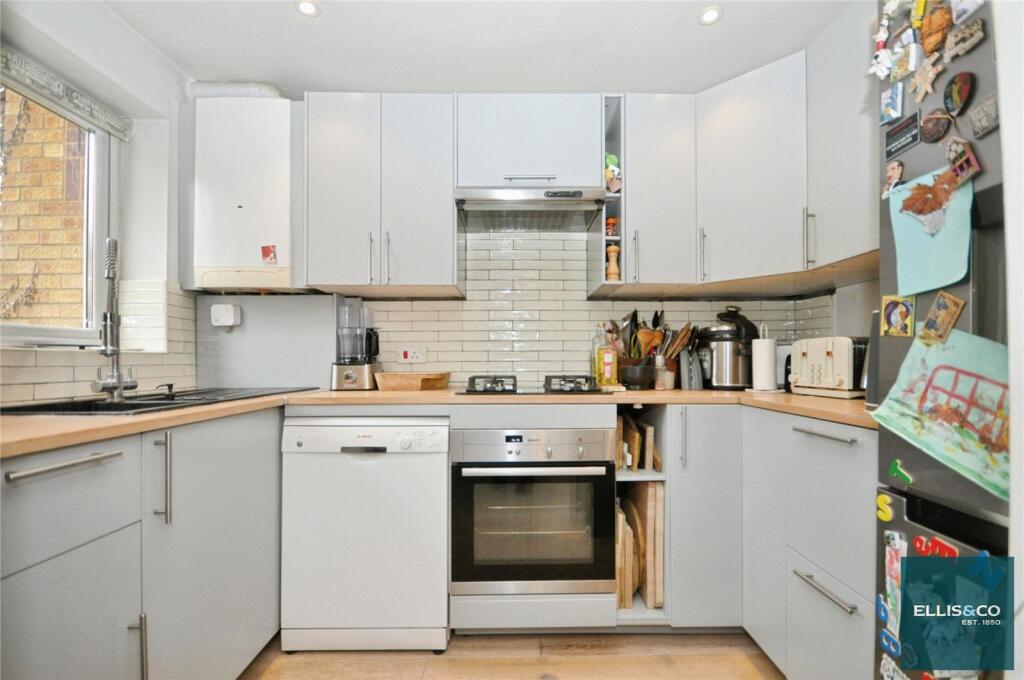 Apartment in London - View 2