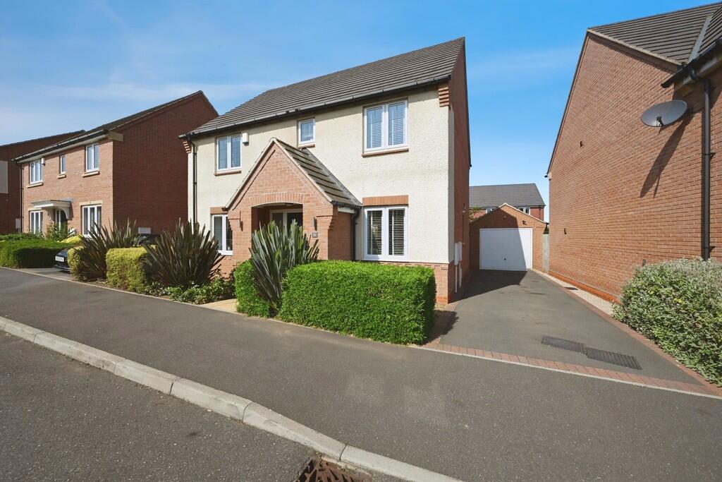 House in Rugby, Cawston