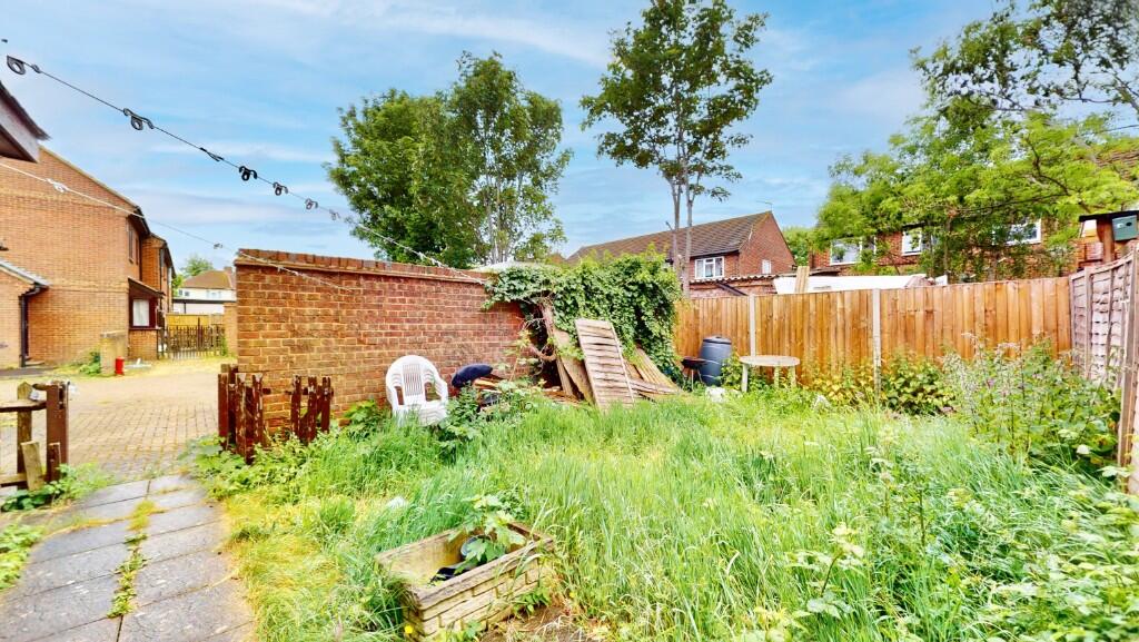 House in Southall - More