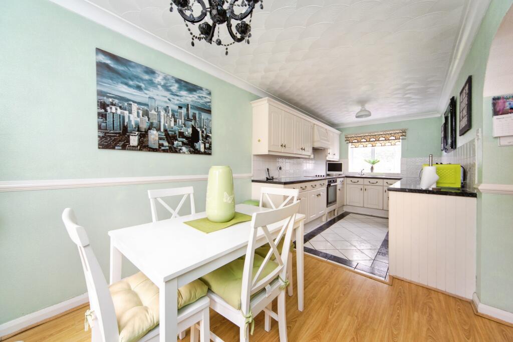 House in Ellesmere Port - View 4