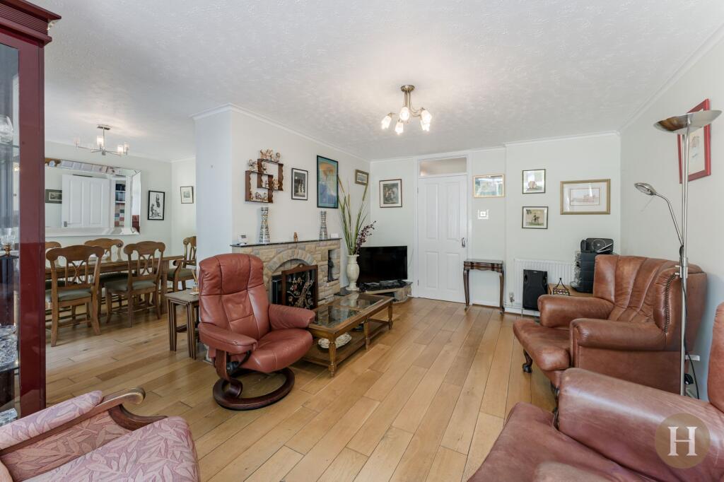 Hunstanton Avenue, Birmingham, B17 photo 5