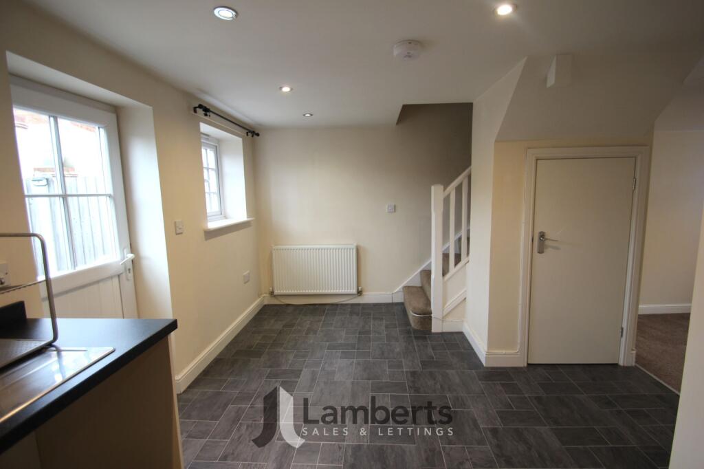 Additional image 5 of Marble Alley, Studley, B80