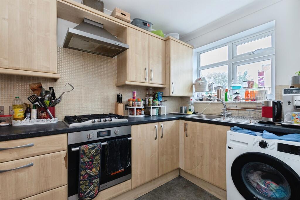 Portchester Place, Bournemouth photo 5