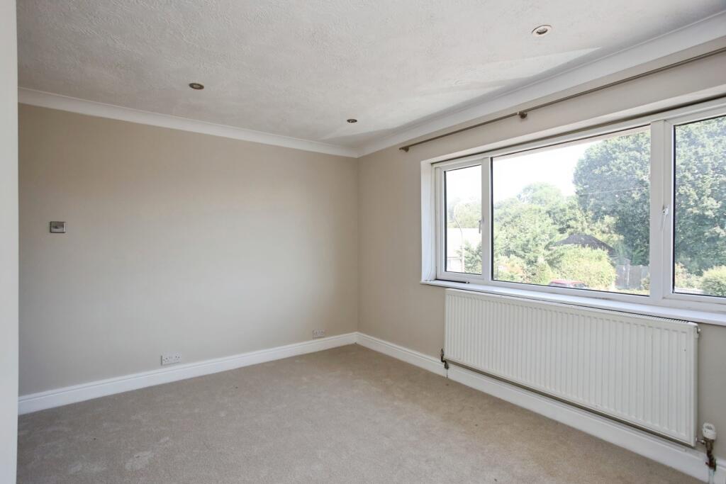 House in Tonbridge - More