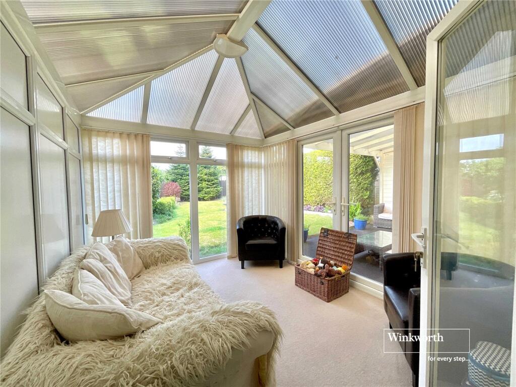 Druitt Road, Christchurch, Dorset, BH23 photo 4