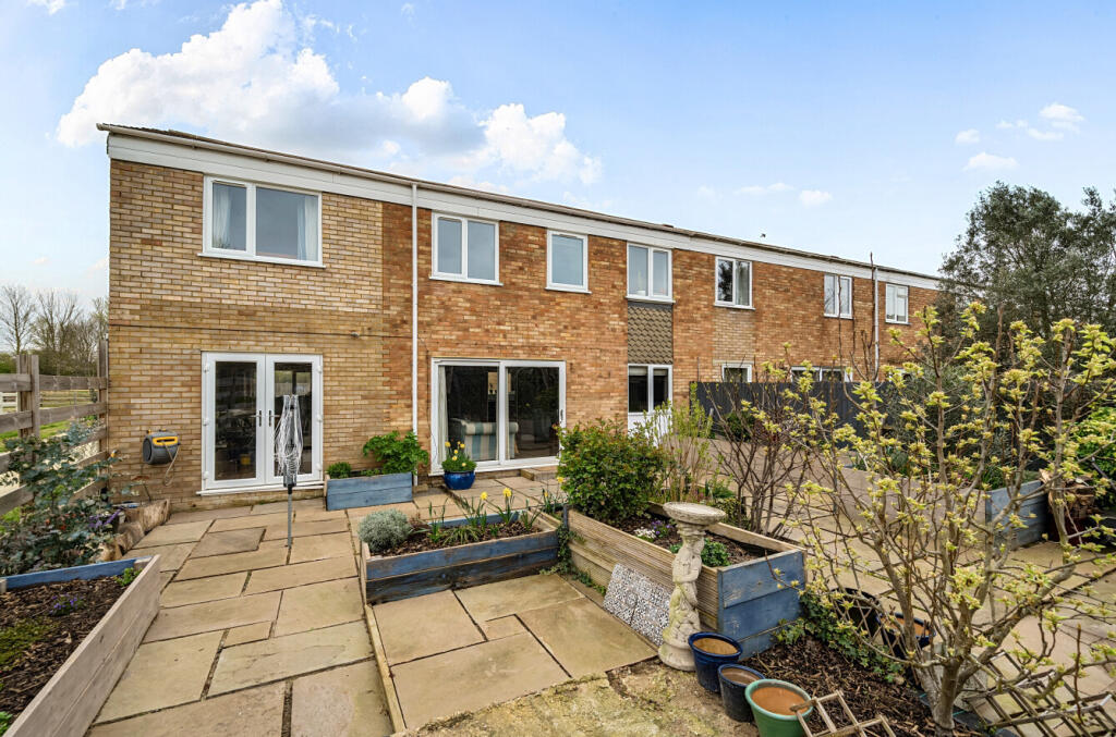 Main image of property: Mellor Close, Walton-on-Thames, Surrey