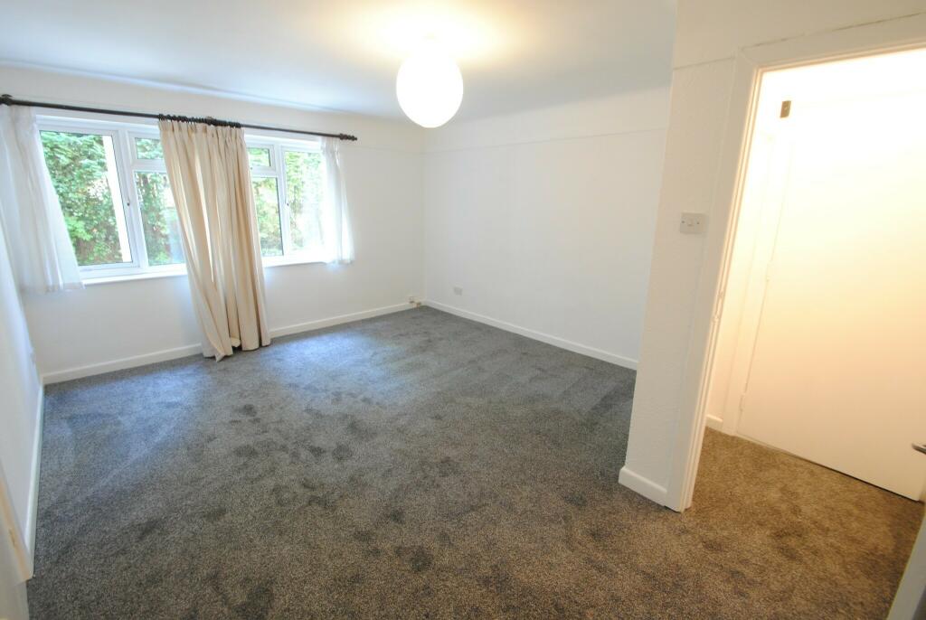 Main image of property: 1 Bed Ground Floor Flat