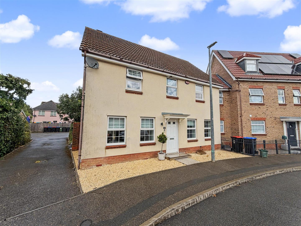 Main image of property: Plaiters Way, Braintree