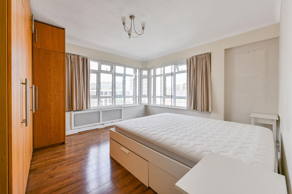 Apartment in London - View 4