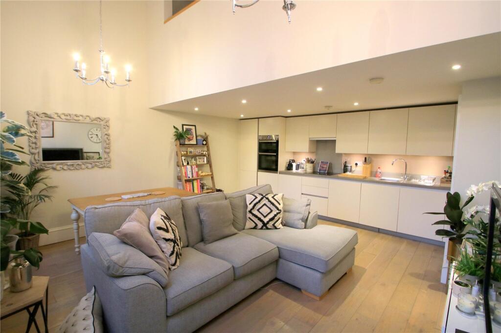 Main image of property: The General, Guinea Street, Bristol, BS1