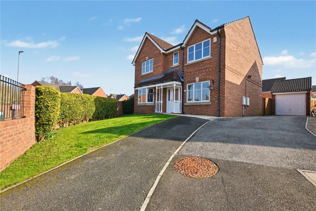 Main image of property: May Avenue, Churwell, Morley, Leeds