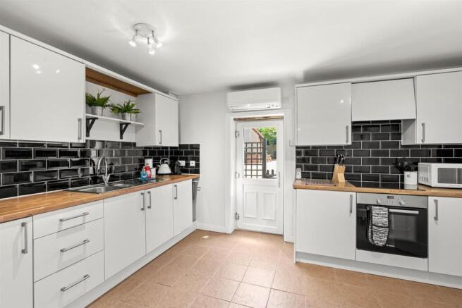 Corner Cottage