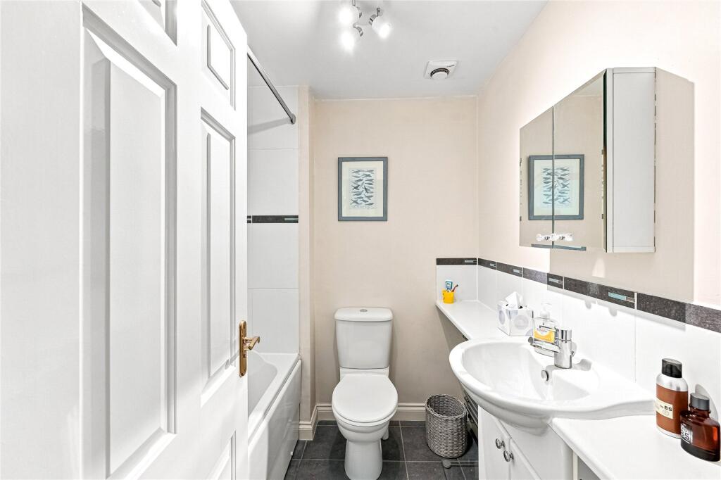 House in Milton Keynes - View 5