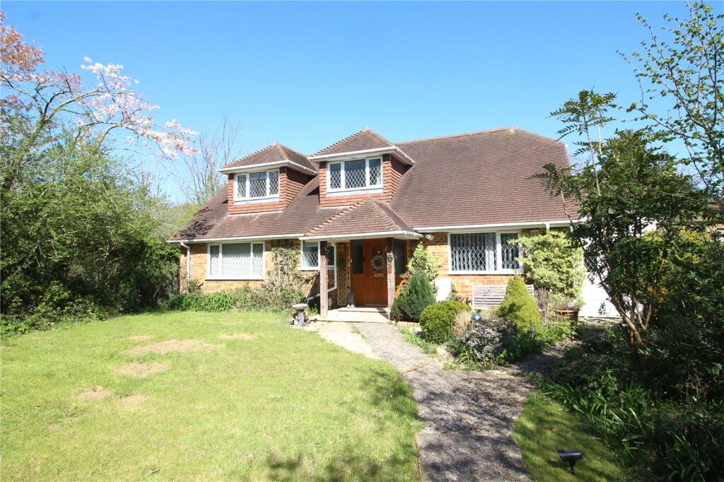 Main image of property: Ashley Common Road, Ashley, New Milton, Hampshire, BH25