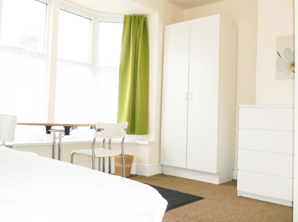 Main image of property: Clarendon Park Road, TWO BATHROOM, Leicester, Leicestershire, LE2