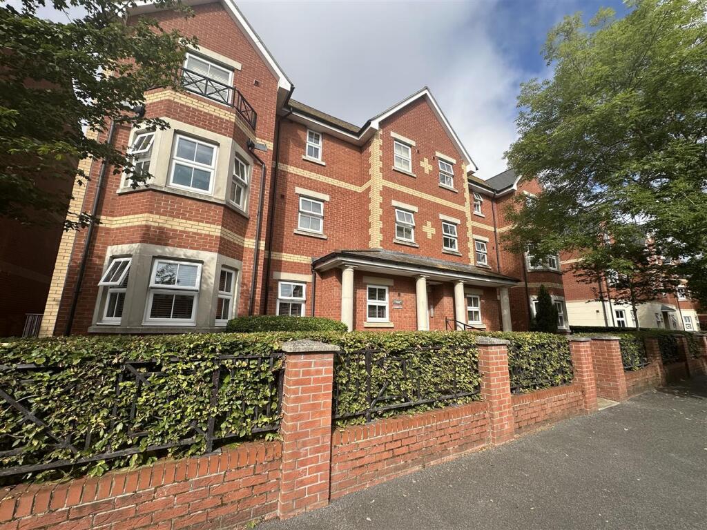 Main image of property: Kirtleton Avenue, Weymouth