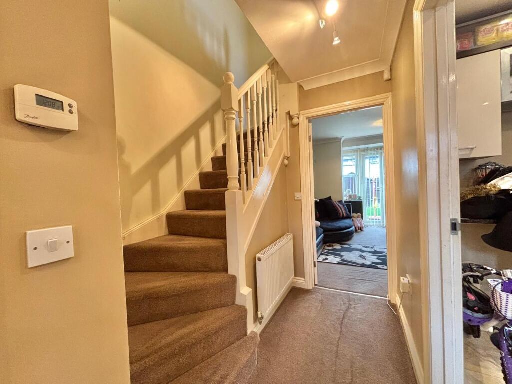 House in Ashfield, Titchfield, Hucknall - More