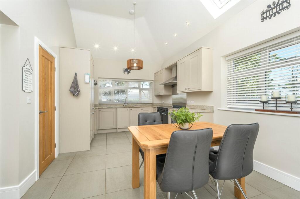 House in Newcastle upon Tyne - View 5
