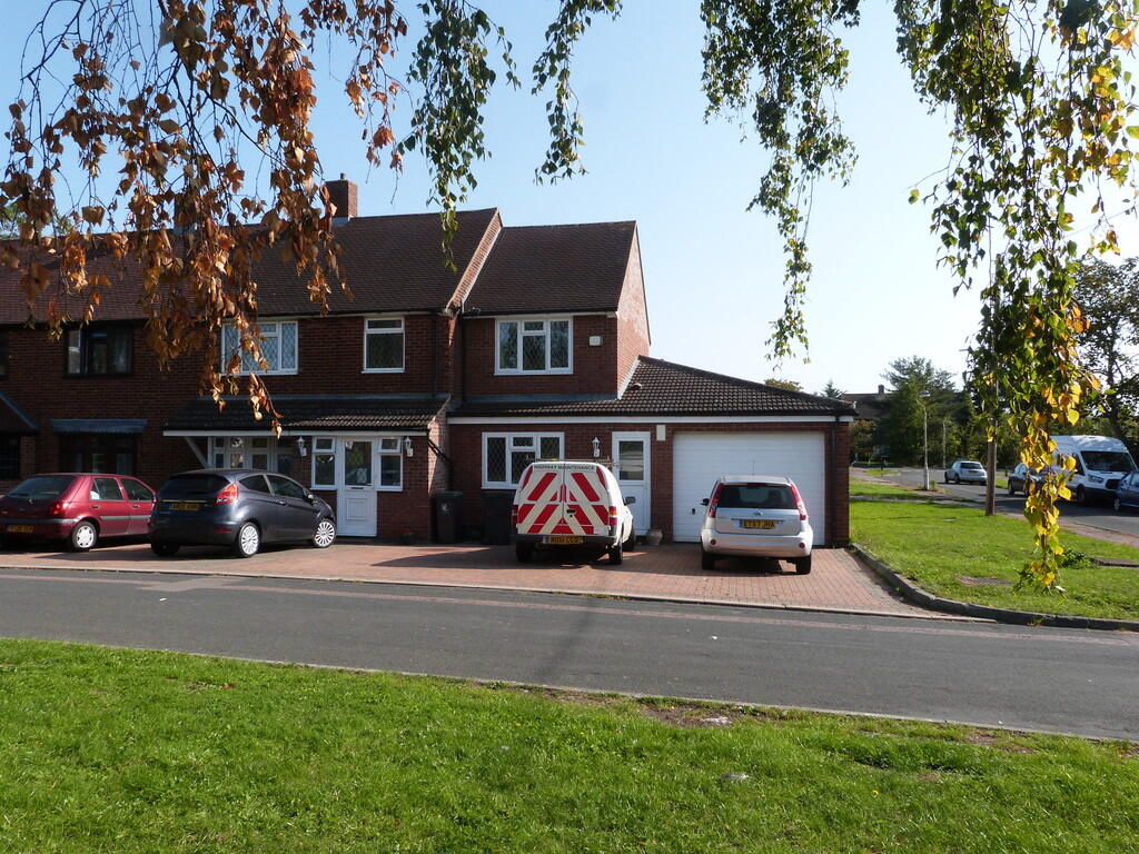 4-bed semi-detached on Thaxted Way, Waltham Abbey, £699,999