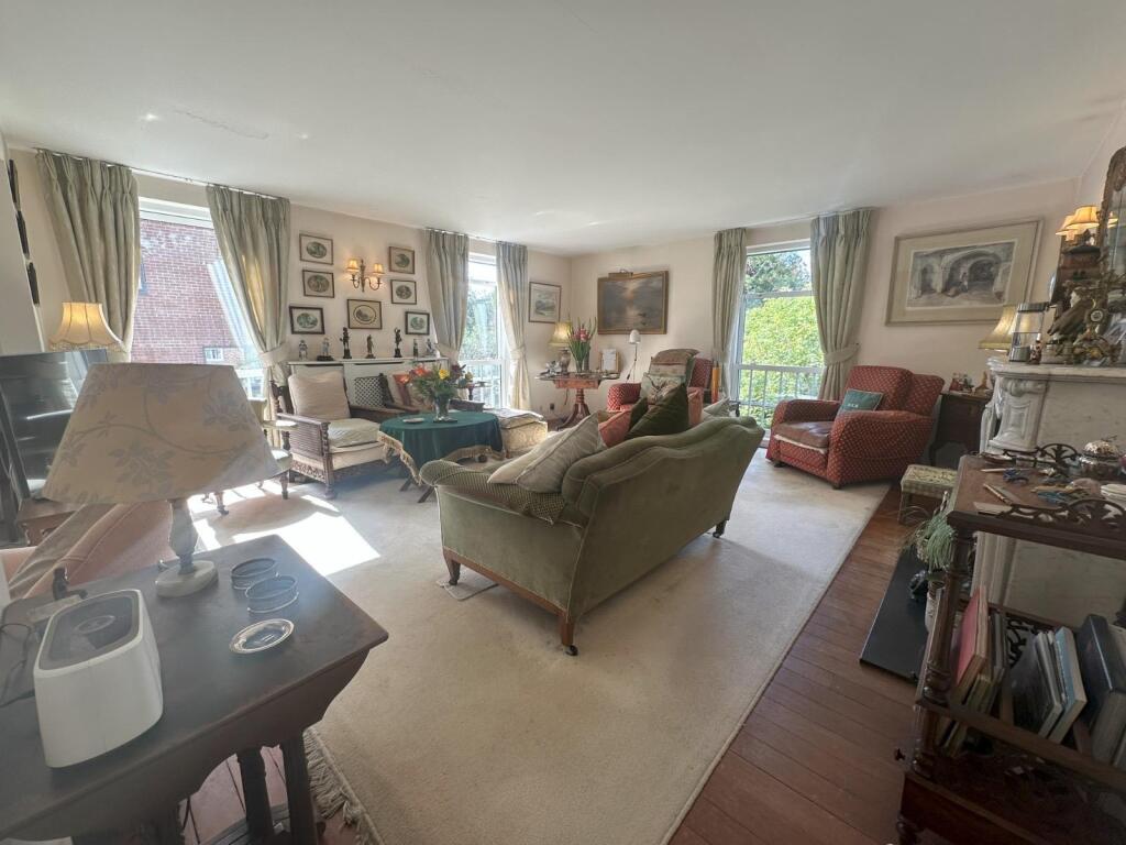 House in London - More