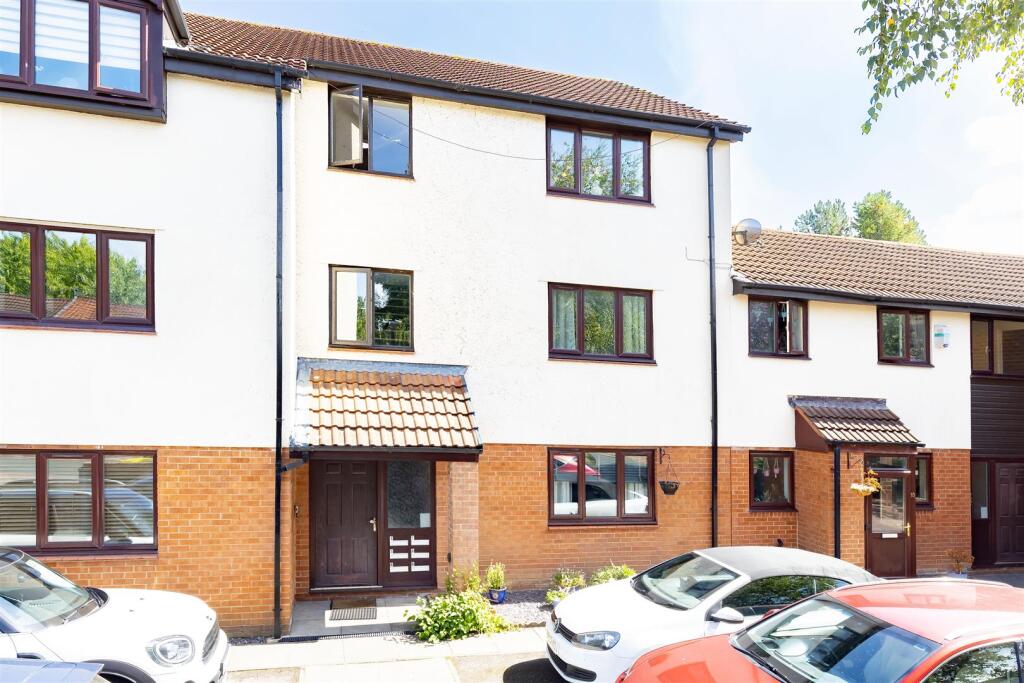 Main image of property: Golf View, Ingol, Preston