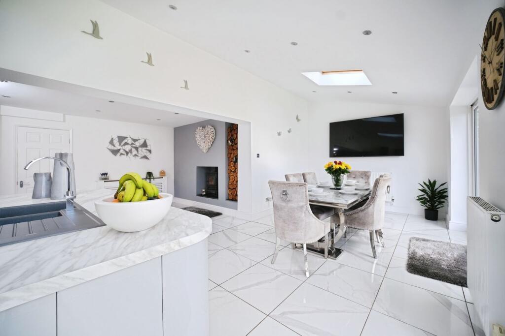 House in Brimfield, Herefordshire - View 3