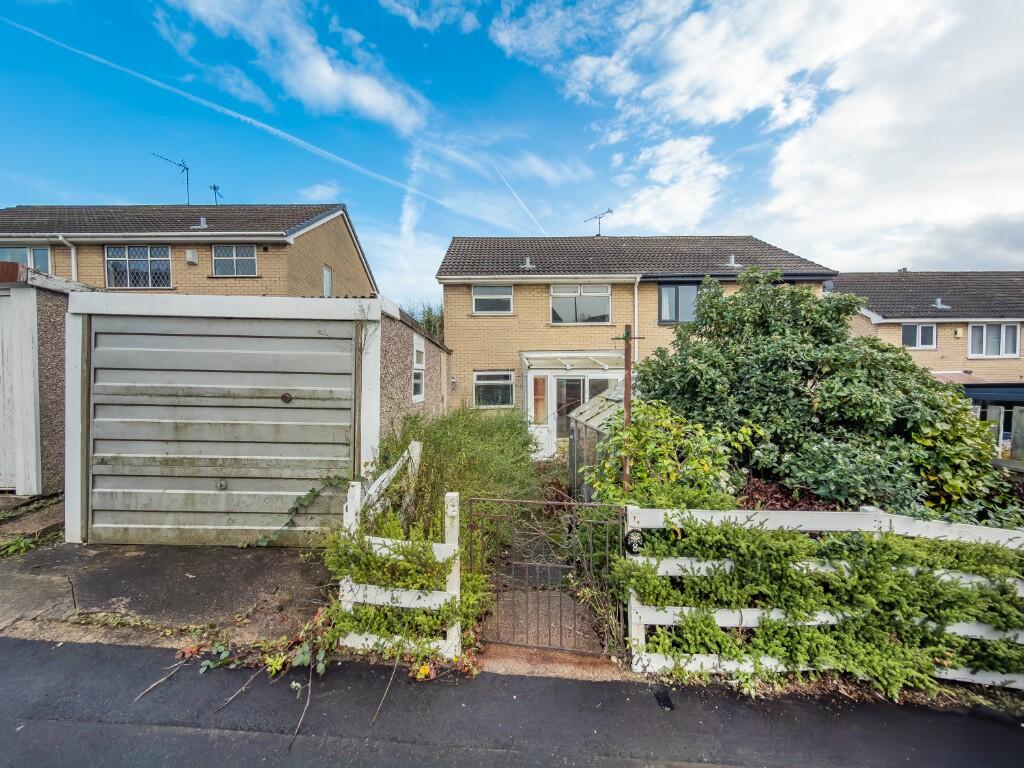 Main image of property: Freeman Gardens, Sheffield, S35