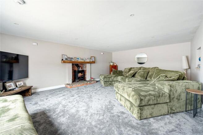 Cottage Lounge