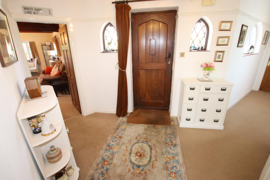 Clarendon Park, Clacton on Sea, CO15 - More