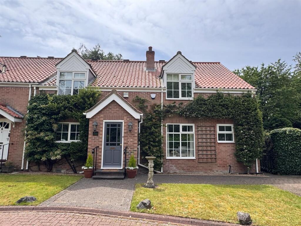 Main image of property: Chapel Mews, Elloughton