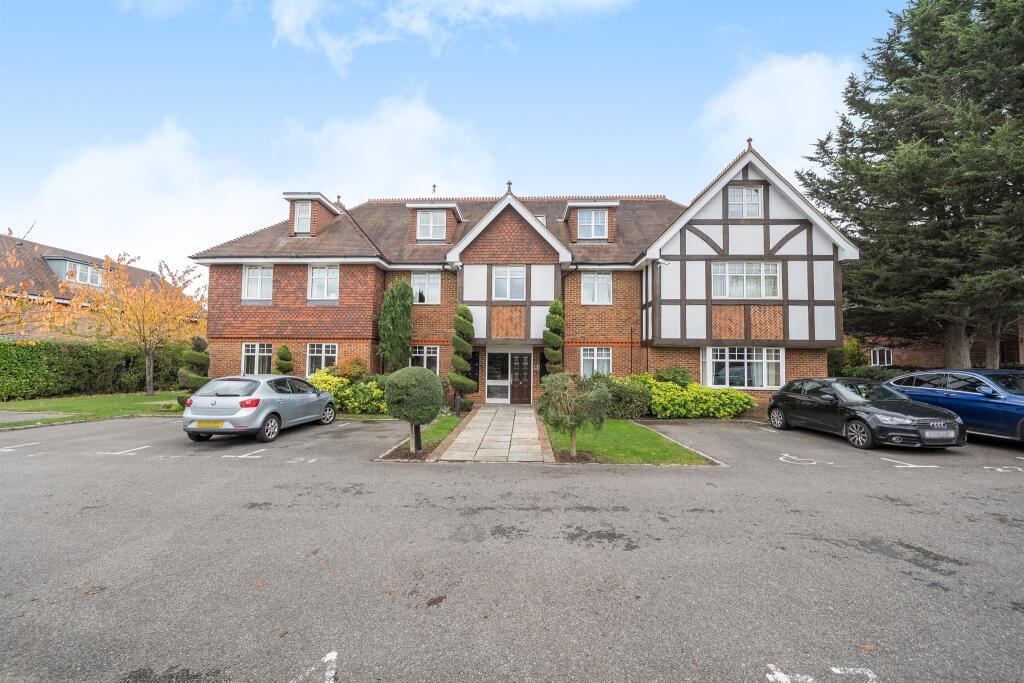 Main image of property: Shoppenhangers Road, Maidenhead