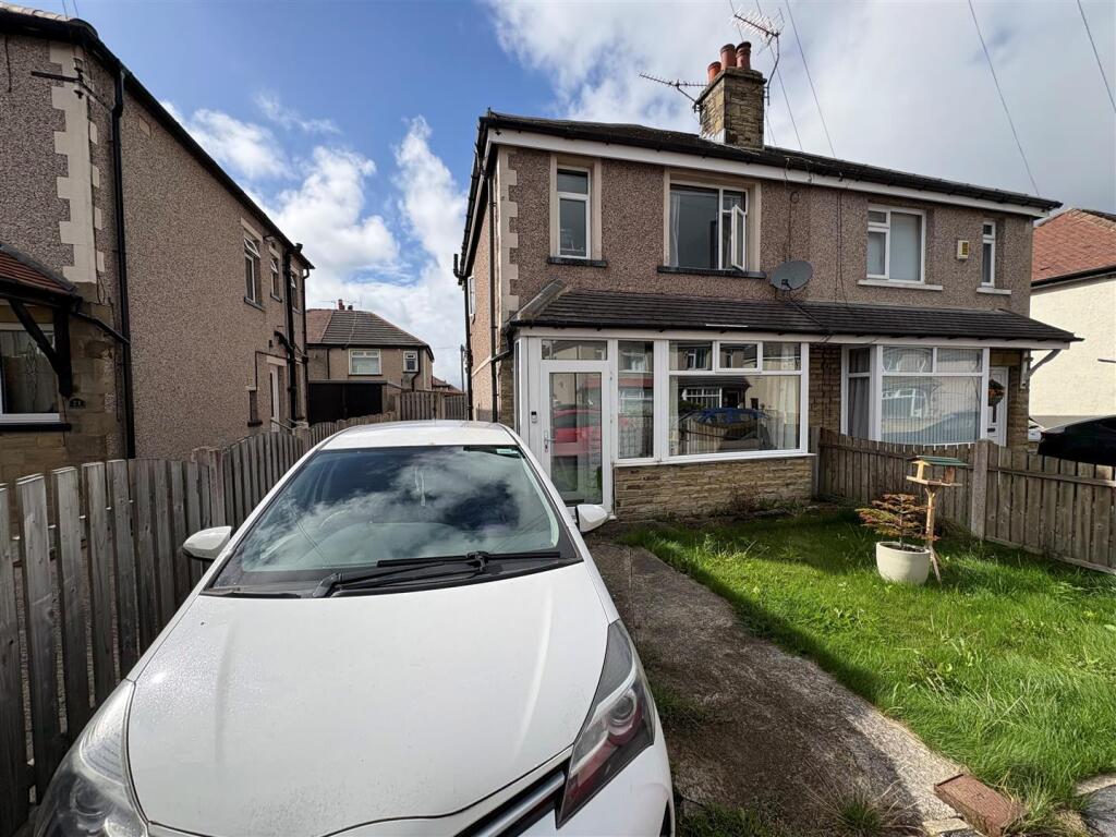 Main image of property: Claremont Avenue, Wrose, Shipley