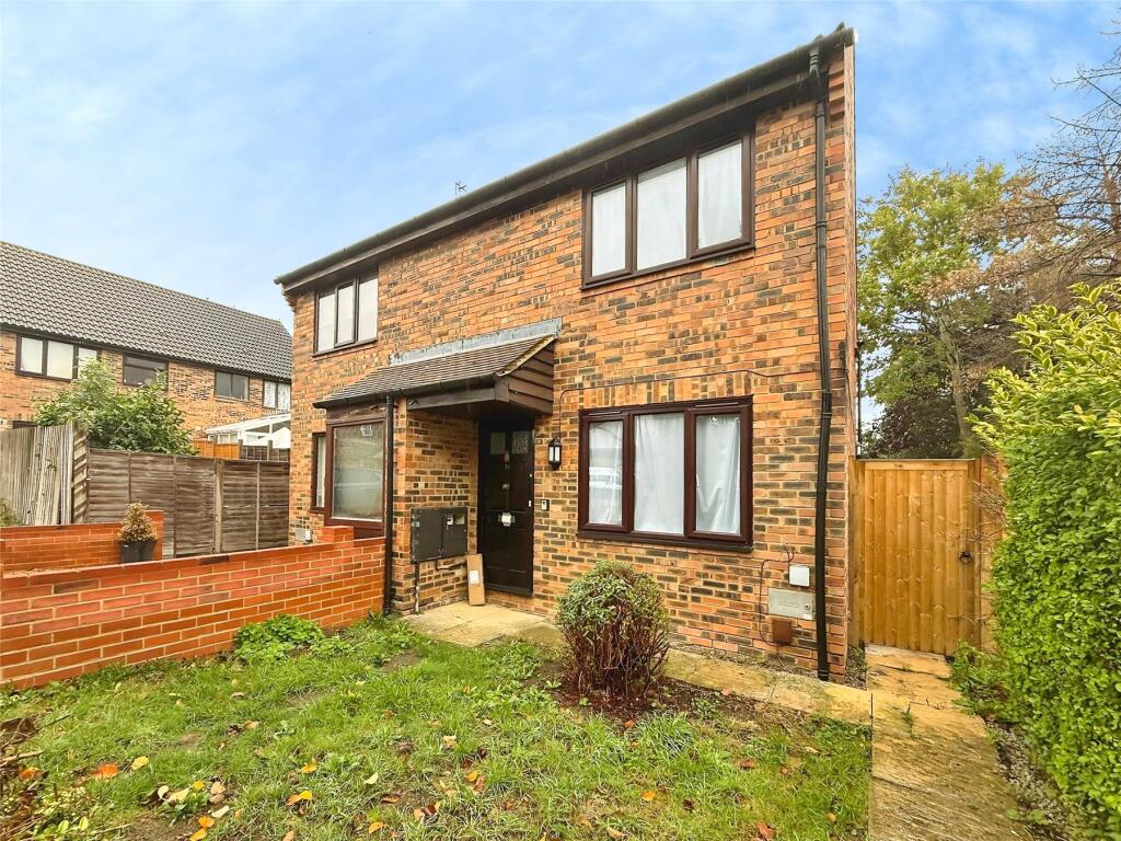 2-bed semi-detached on Sandown Court, Bletchley, £260,000