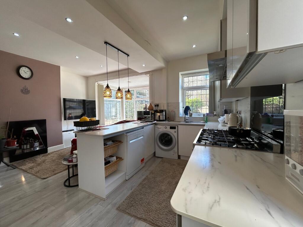 Additional image 6 of Moore Avenue, Bradford, BD6