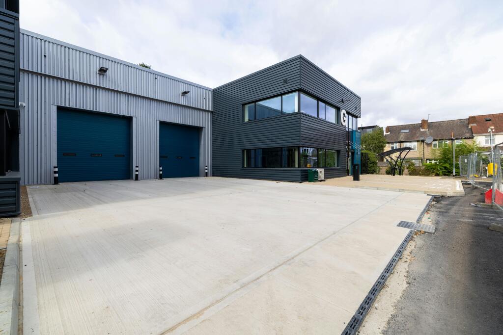 Eighty_Padrock_Leyton_0143.jpg