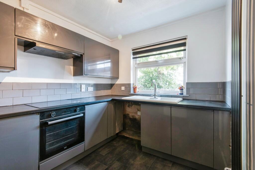 Apartment in Stevenage - View 4