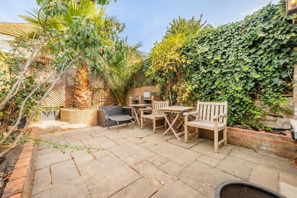 Property photo 11