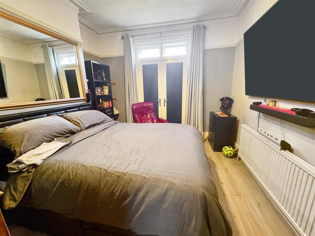 House in Southend-on-Sea - View 5